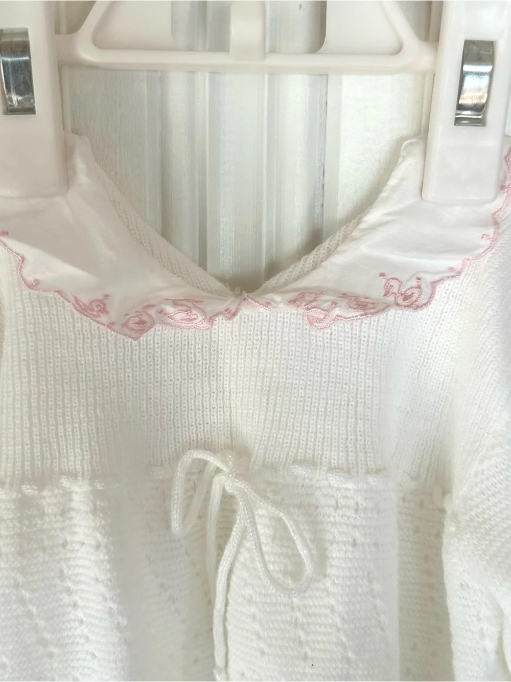 Renzo Vintage Classic White Knit Footed One-Piece with Pink Duck Collar Trim